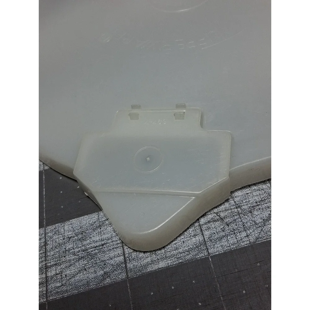 Tupperware Replacement Lid 696 3 White Round Flip‎ Top Pour Spout 697 7 7 5 Inch